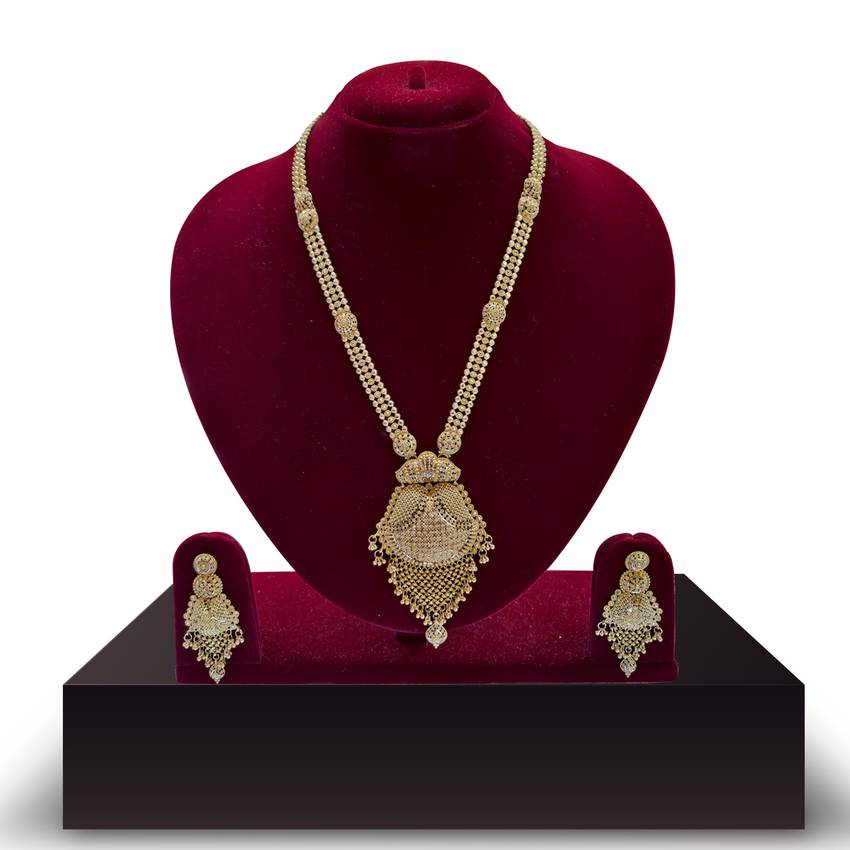 Image Of Yellow Gold Neckwear Set