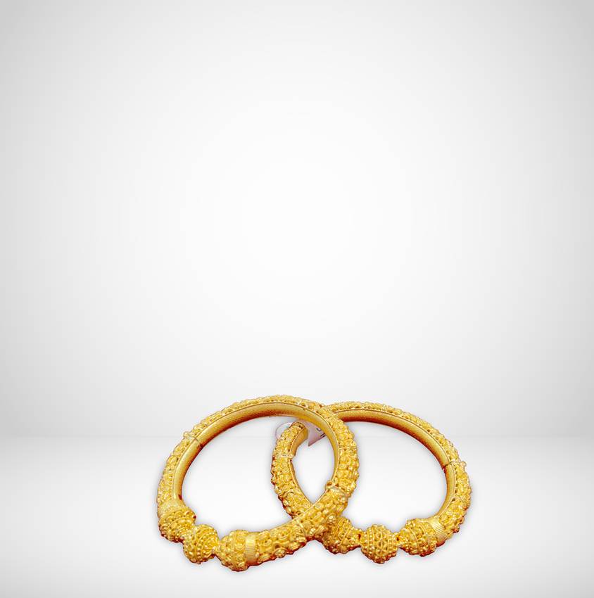 Image Of Dazzling Traditional Gold Bangle