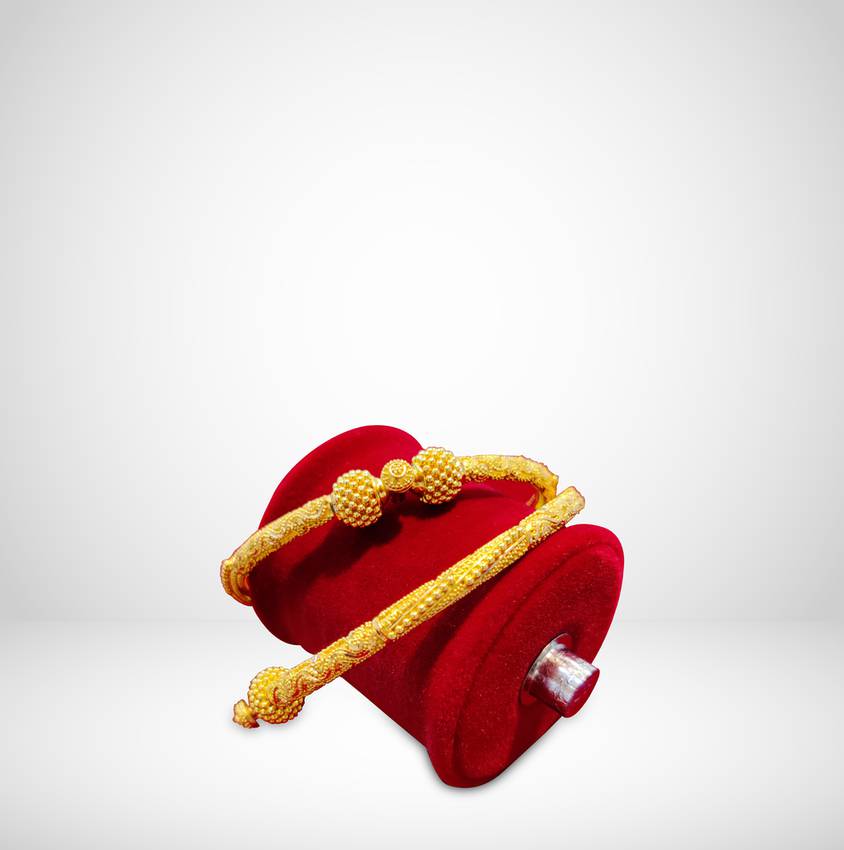 Image Of Glorious Gold Bangle