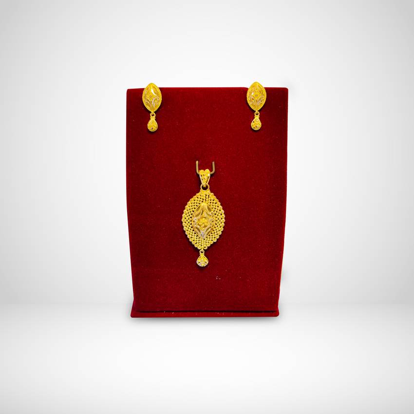 Image Of Classic Matte Gold Pendant And Earrings Set