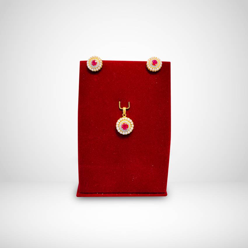 Image Of Noora Ruby Pendant Earrings Set