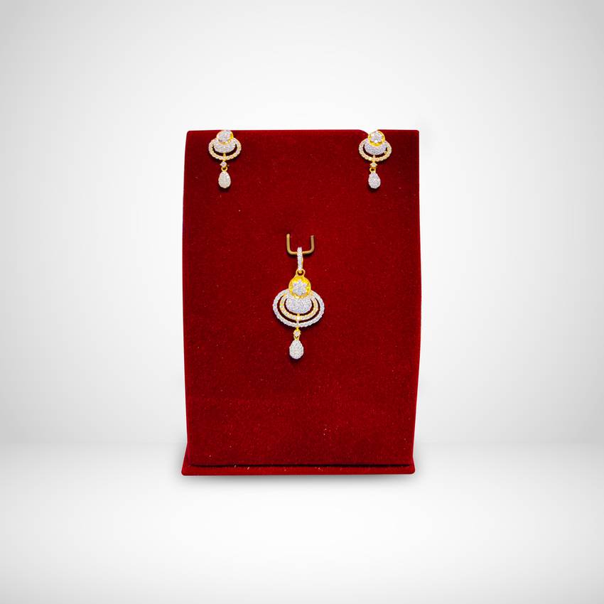 Image Of Gold And Diamond Pendant Earrings Set