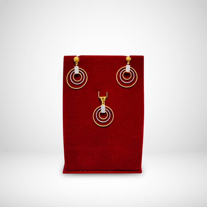 Image Of 22 Karat Gold And Diamond Pendant Earrings Set