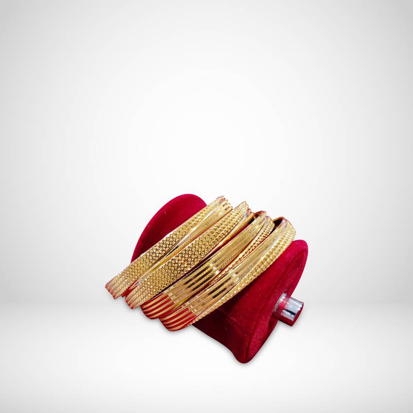 Image Of Dazzling Gold Bangle