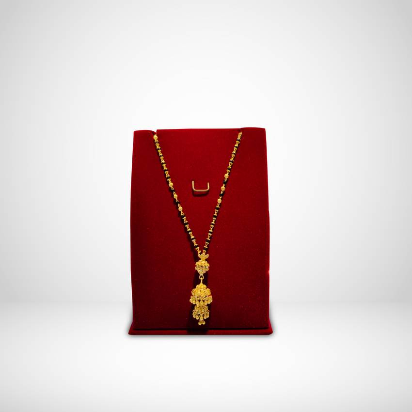 Image Of Striking Gold Mangalsutra
