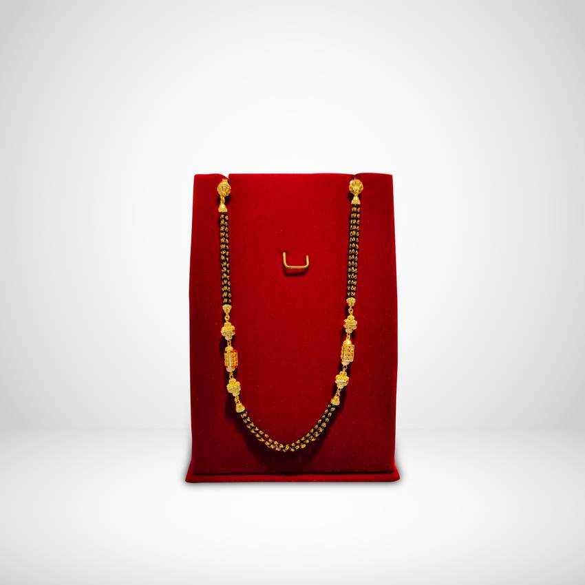 Image Of Classic Gold And Black Mangalsutra