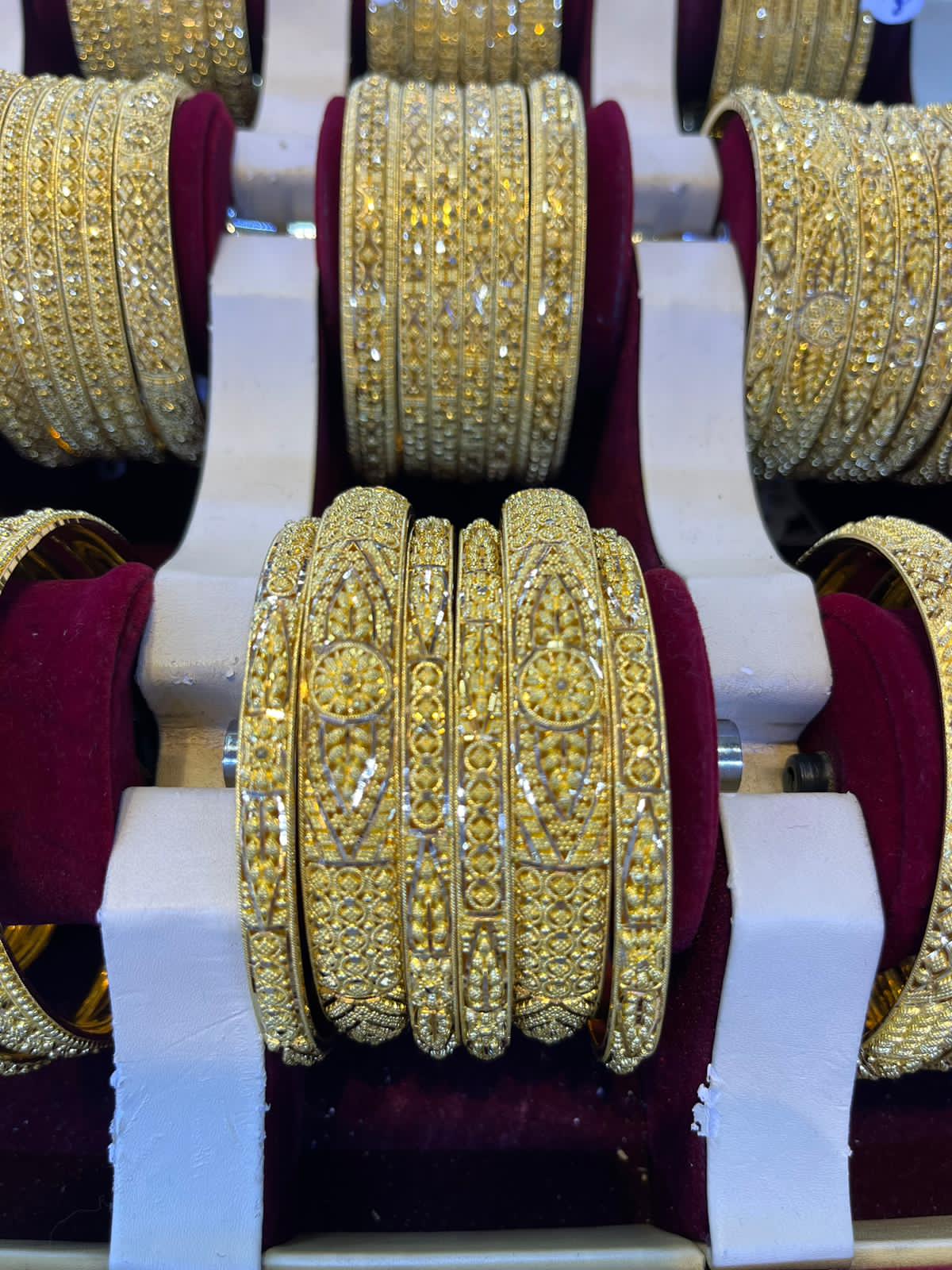 Image Of The Trailing Spray Bangles