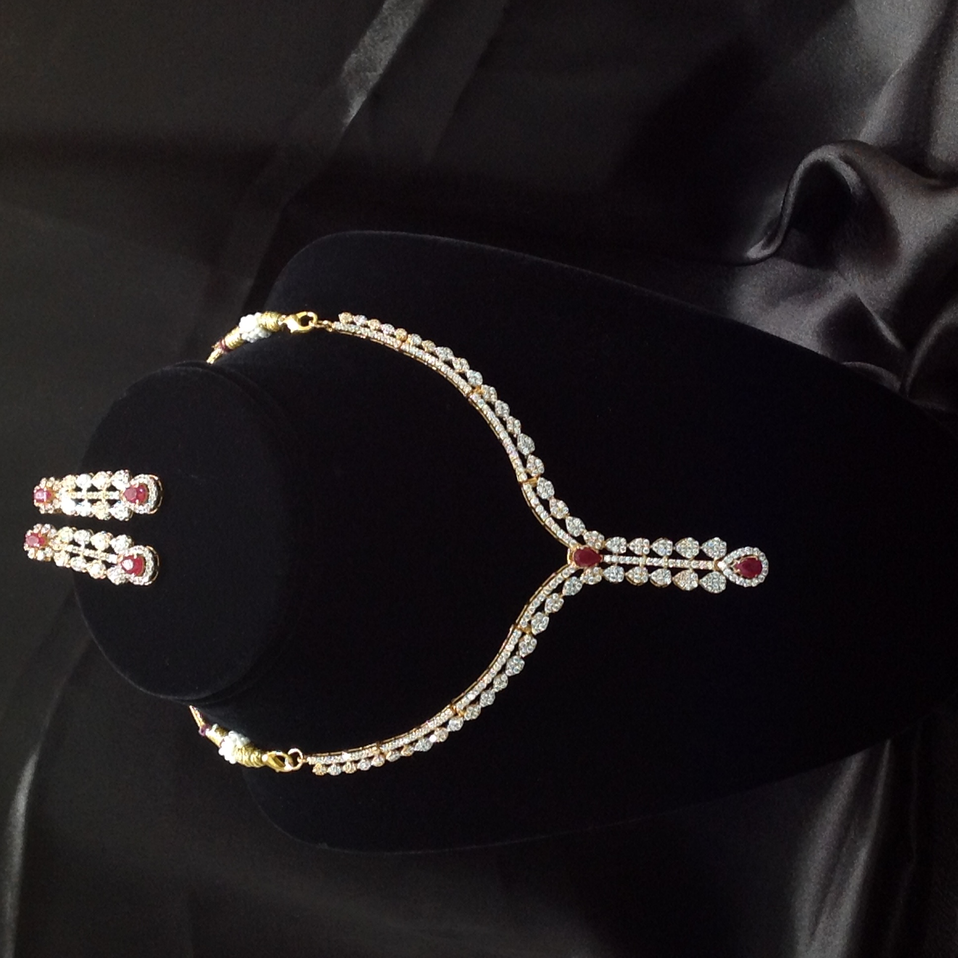 Image Of Regal Diamond Necklace Set