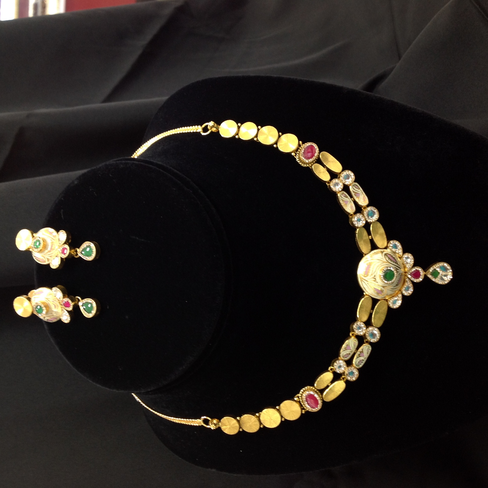 Image Of Shining Gold Necklace
